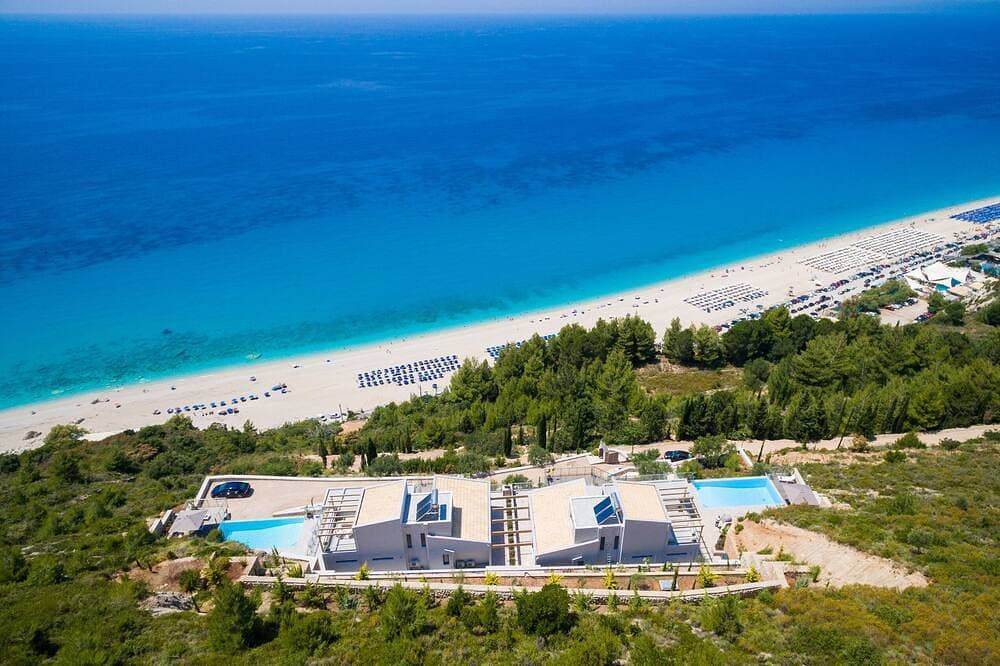 Foto 9 von 30: Kathisma Bay Villas - Villa Helios - Luxury Villa With Private Pool