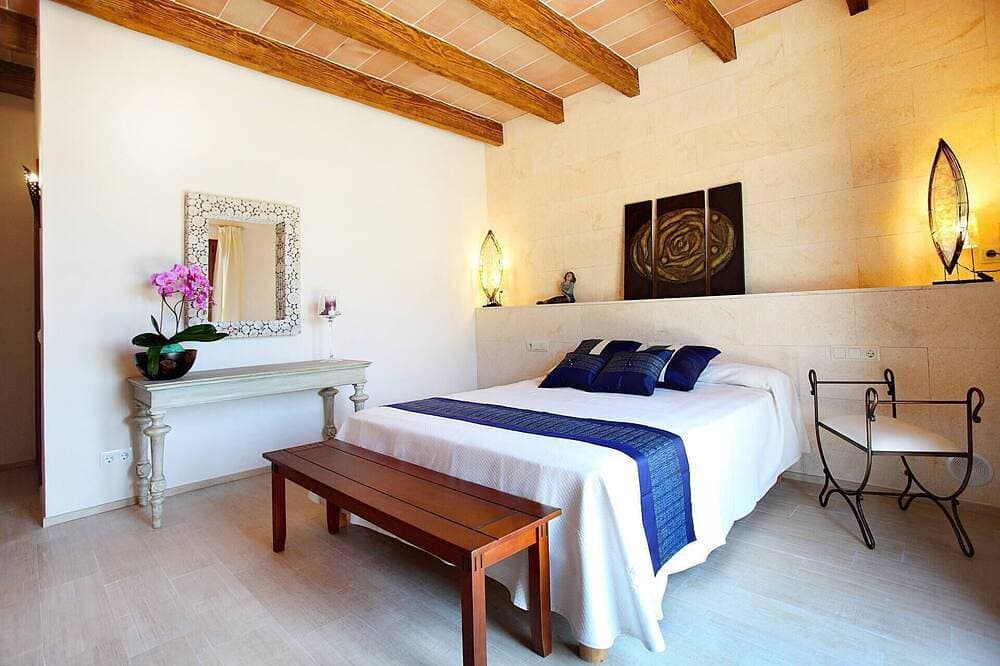 Foto 4 von 30: Luxury villa with infinity pool & jacuzzi