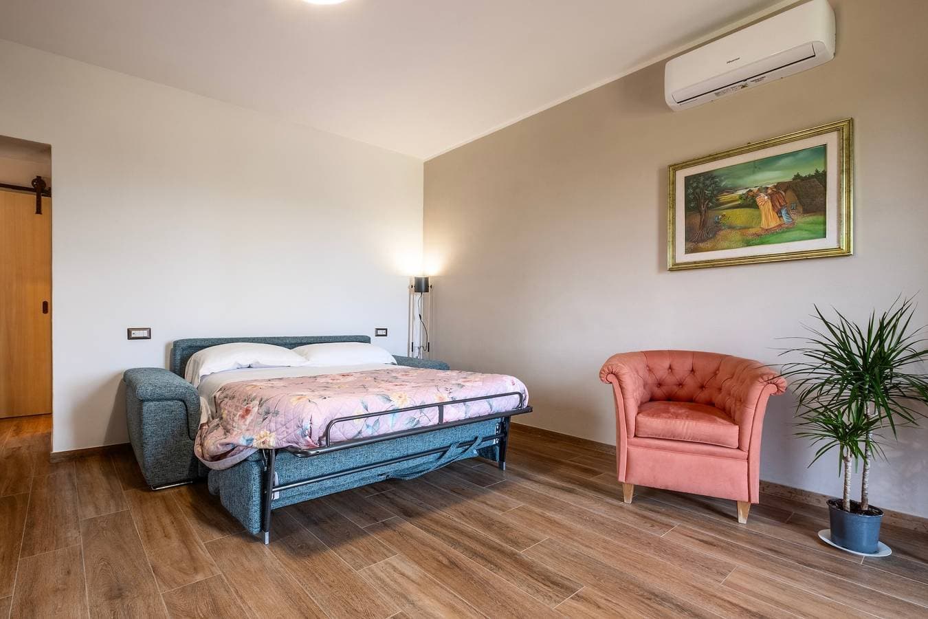 Foto 3 von 29: Ferienwohnung 'Quercia' mit Gemeinschaftsgarten und Klimaanlage