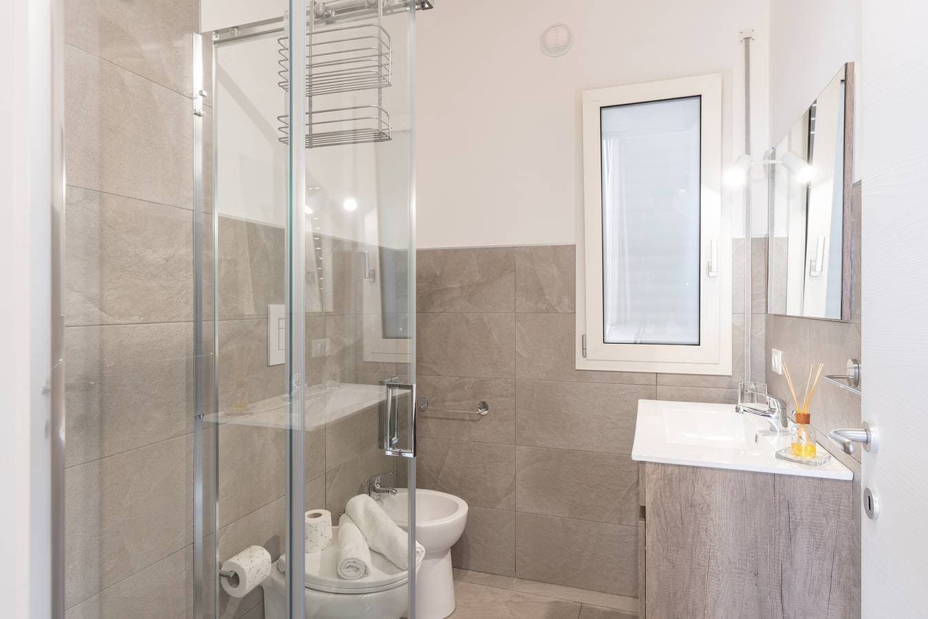 Foto 8 von 34: Ferienhaus 'Villa Gioberta, Bertolino' mit Gemeinschaftspool, WLAN und Klimaanlage