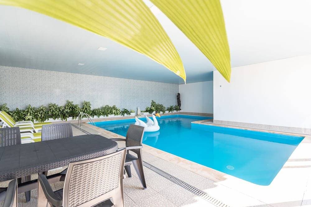 Foto 10 von 26: Villa mit beheiztem Innenpool - Winter- und Sommerurlaub