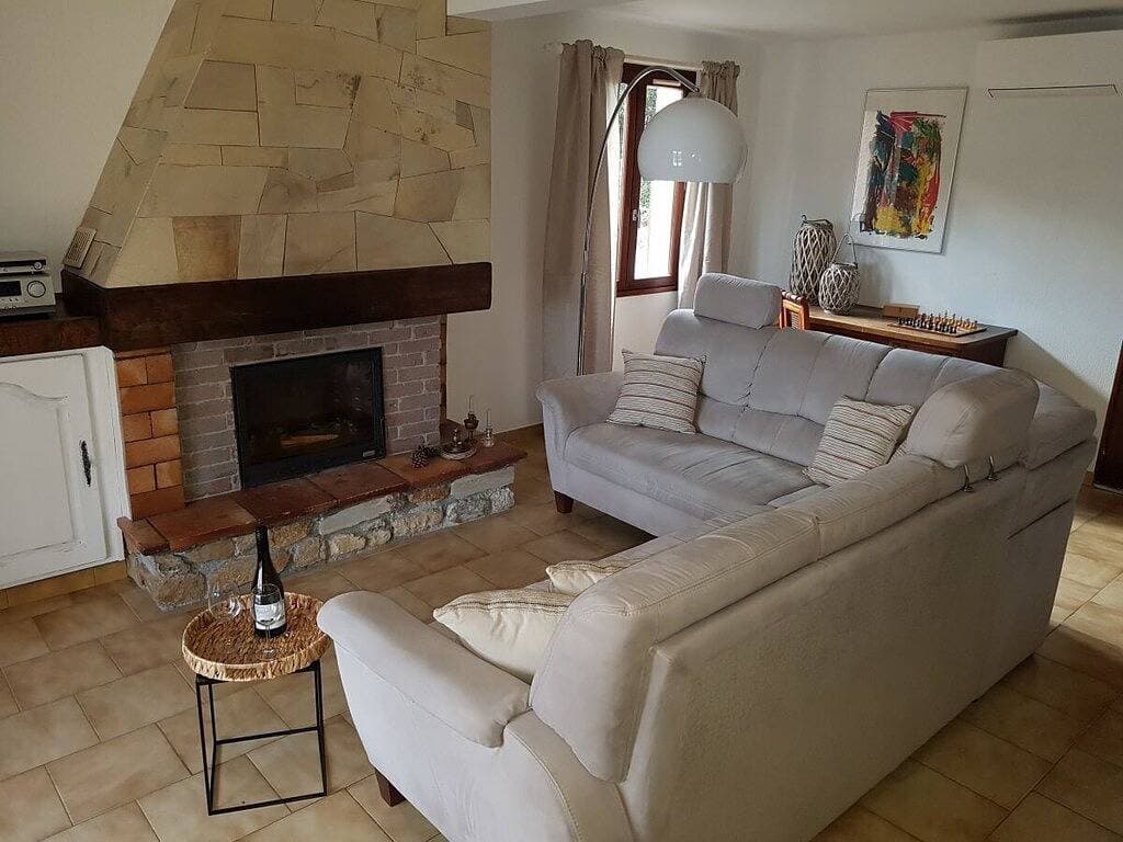 Foto 11 von 40: Ferienhaus in Carces mit Schwimmbecken