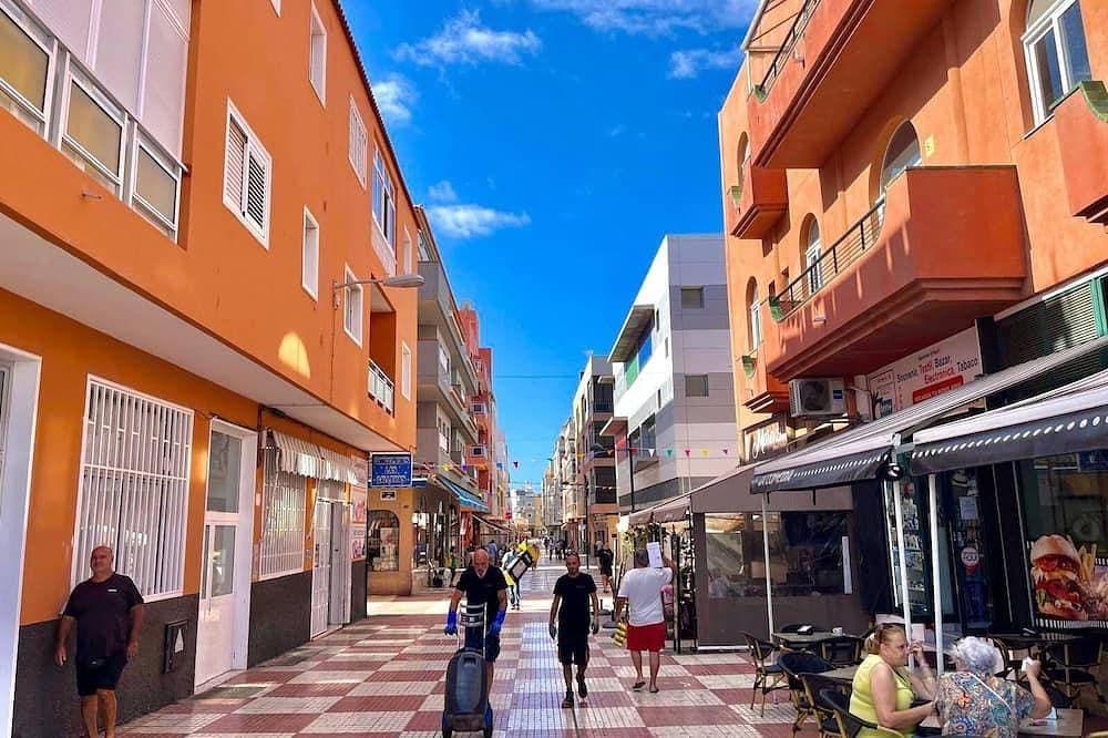 Foto 11 von 14: Spacious loft in the heart of a quiet and lively beach town.