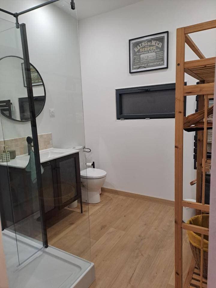 Foto 9 von 13: Double Room with Private Bathroom