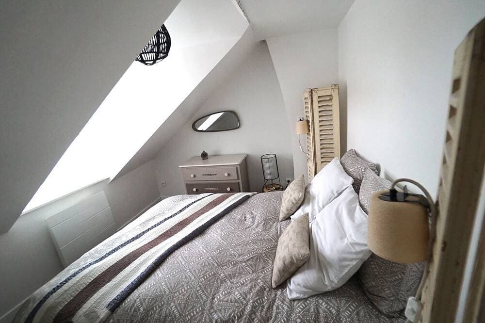 Foto 5 von 29: Apartment-Apartment-Ensuite mit Bad-Blick auf den Kanal