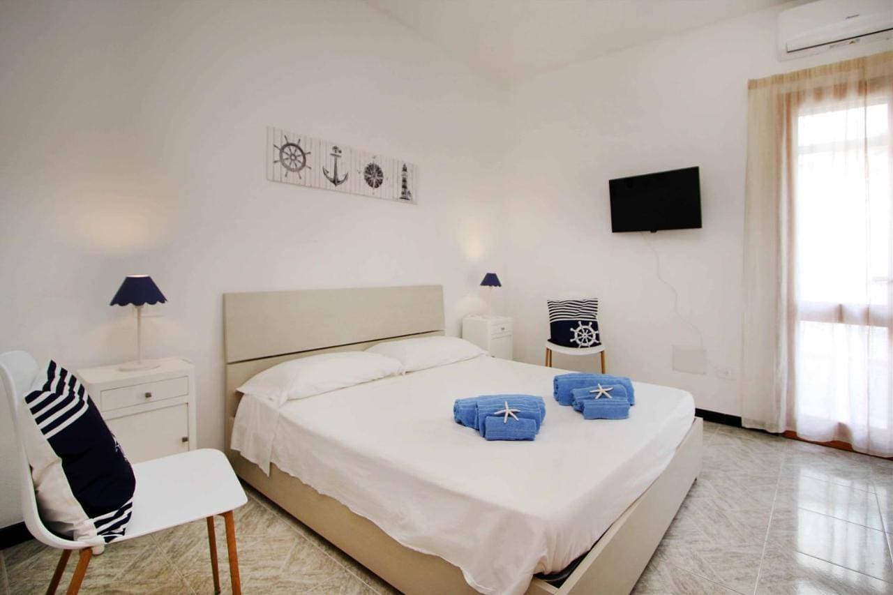 Foto 8 von 50: Two-Bedroom Apartment with Sea View