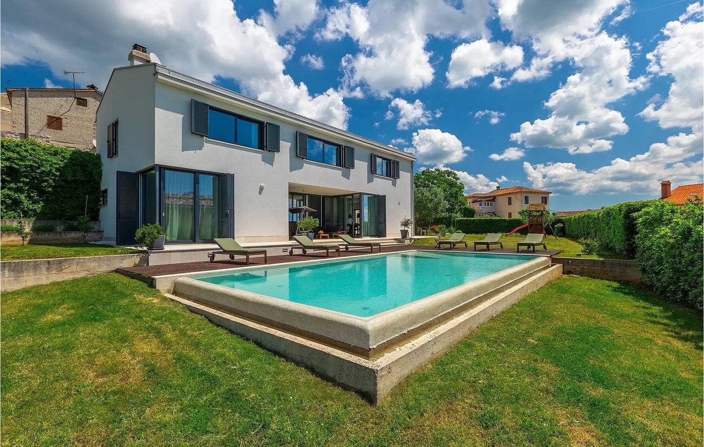Modernes 2-Zimmer-Apartment mit Pool und Parkplatz in der Nähe der Sehenswürdigkeiten von Visnjan 1