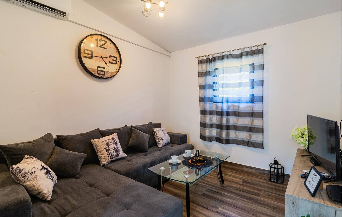 Foto 4 von 20: Charmantes Apartment mit Terrasse, WLAN und Strandzugang in 2 km Entfernung