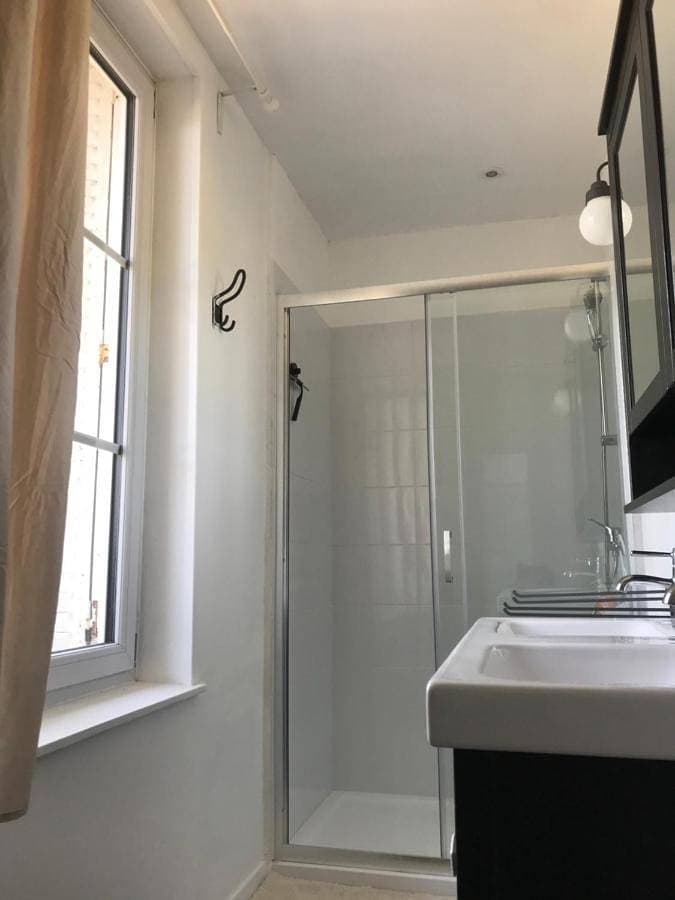 Foto 2 von 6: Double Room with Private Bathroom