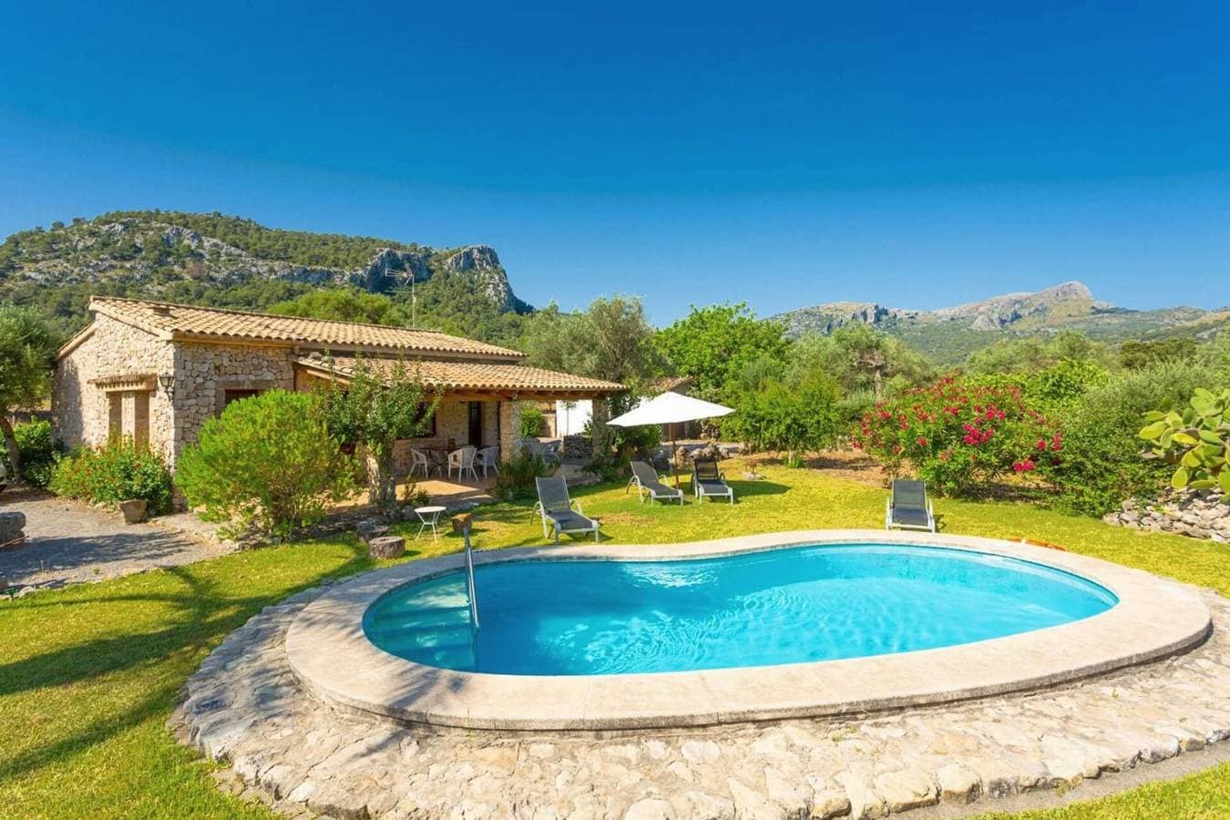 Villa Llobera 1
