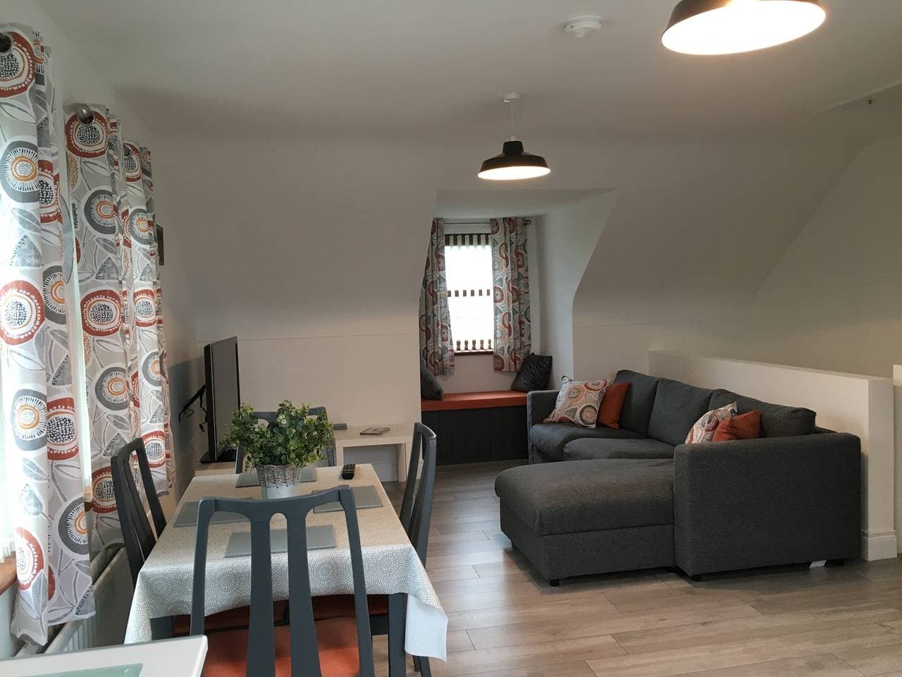 Foto 3 von 10: Binnian View Apartment - Sleeps 4