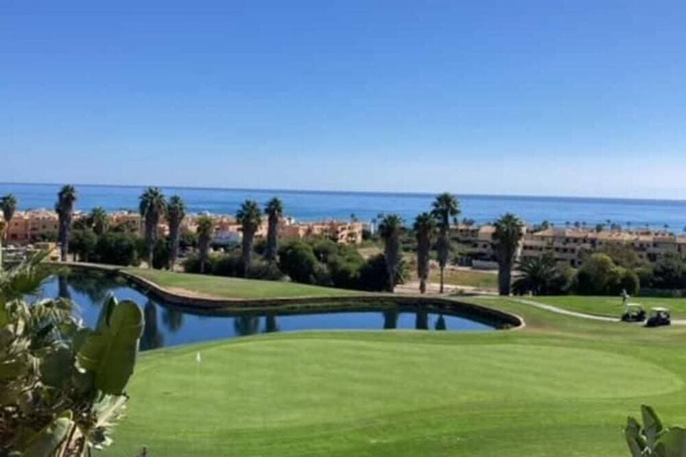 Magnifique vue mer et Golf de Dona Julia Sans rue Devant Vous , Très Calme 1