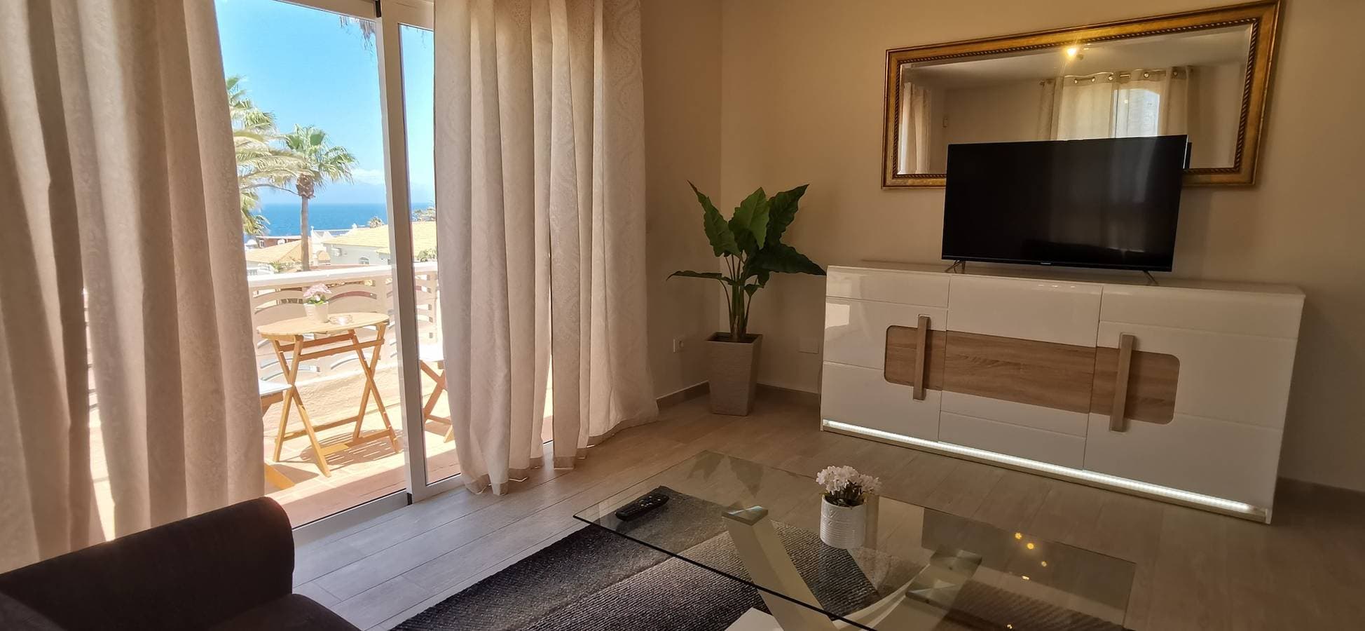 Foto 4 von 26: Ferienwohnung für 6 Personen mit Terrasse