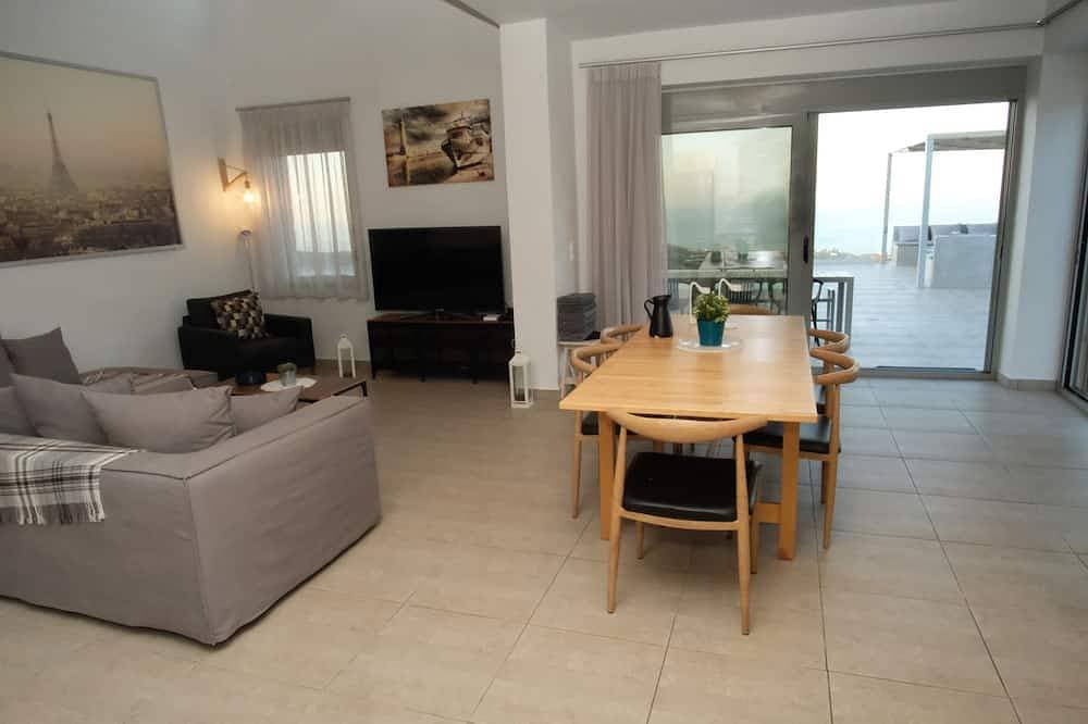 Foto 7 von 30: Eva Villas East, mit privatem Pool und Panoramablick auf das Meer