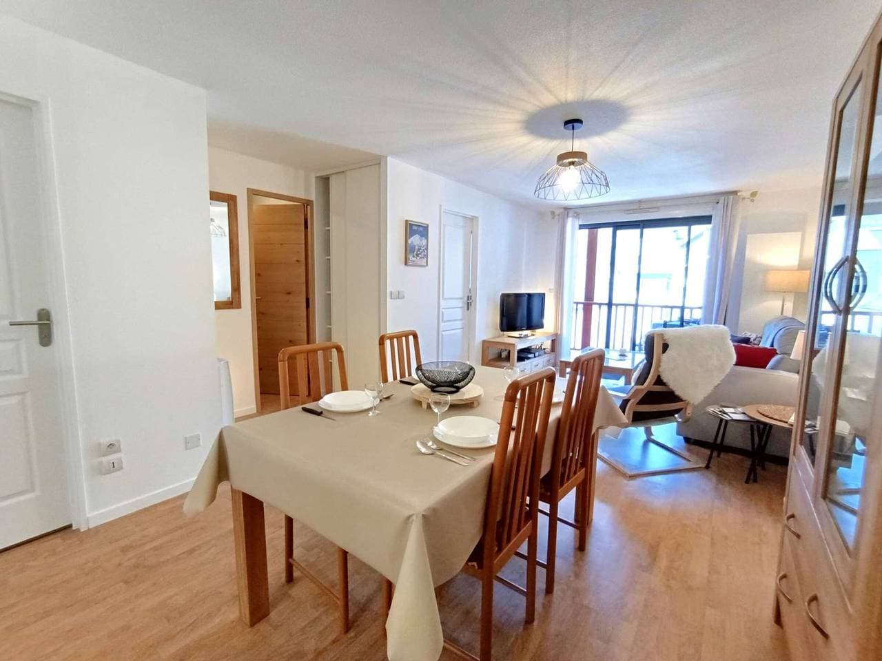 Foto 8 von 16: T2 Kabine für 4 Pers, Balkon, Parkplatz – Saint-Lary-Soulan