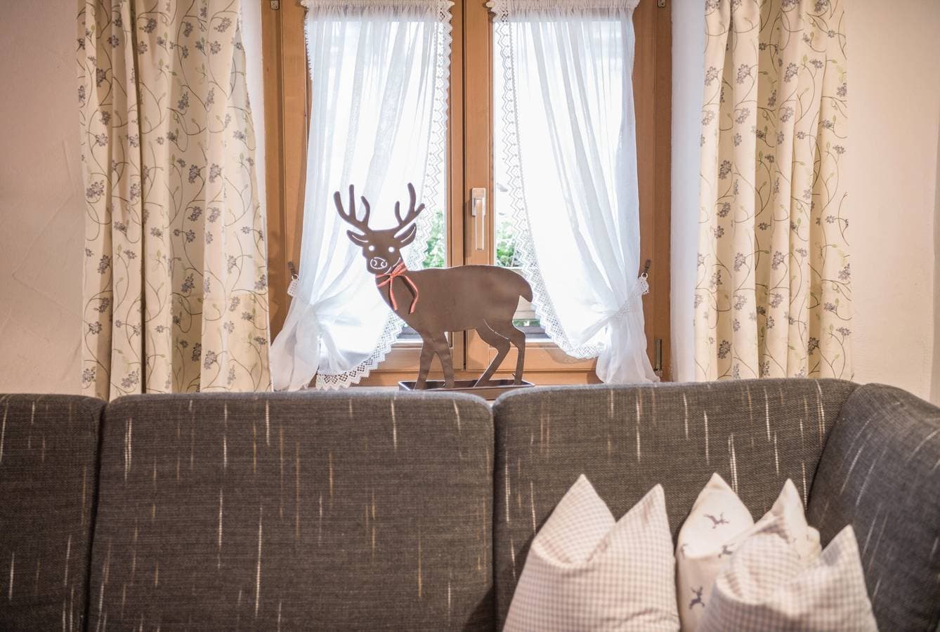 Foto 4 von 25: Ferienwohnung Waxenstein mit Balkon, Bergblick und WLAN