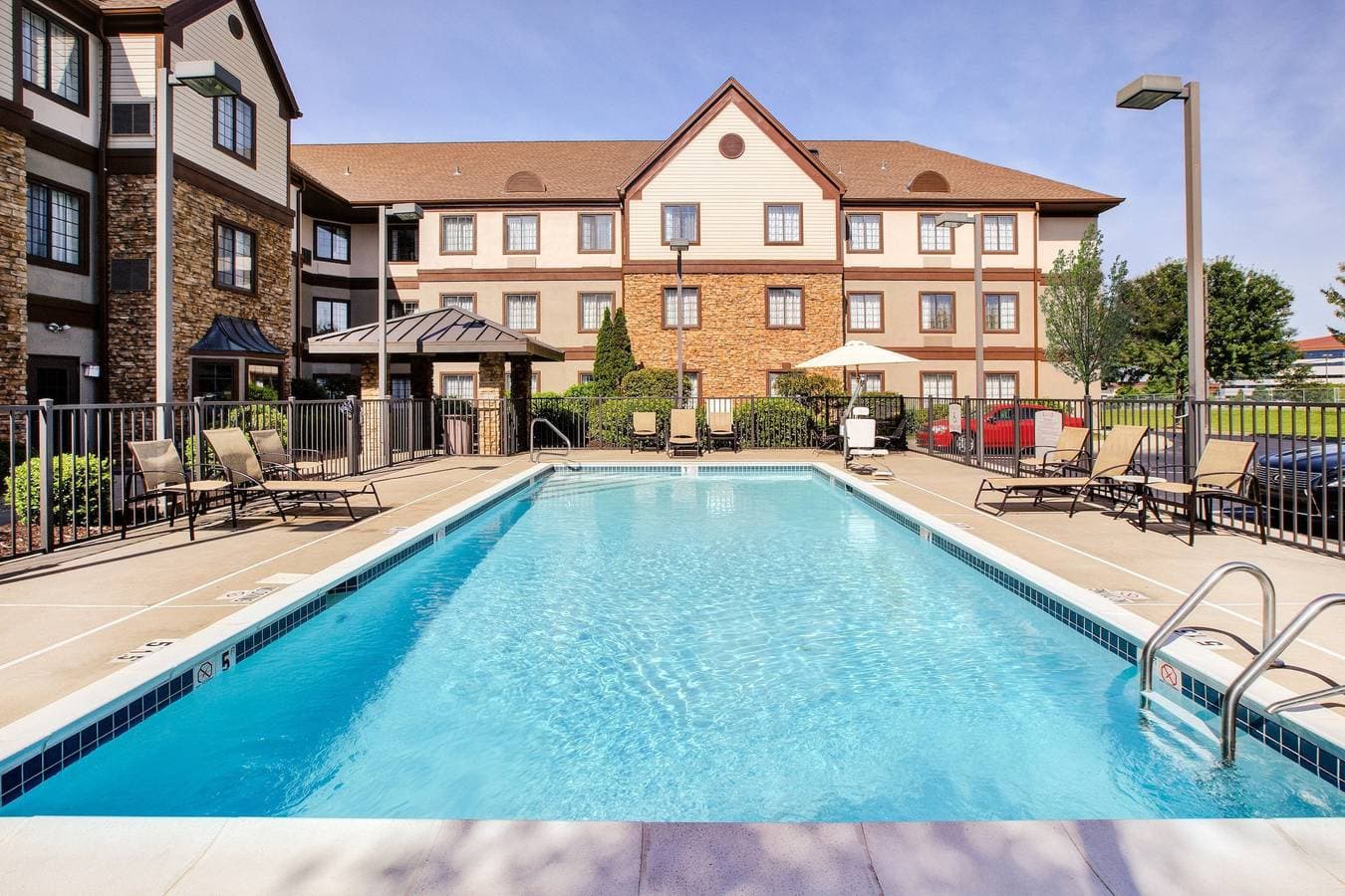 Foto 5 von 21: Studio für 4 Personen mit Pool