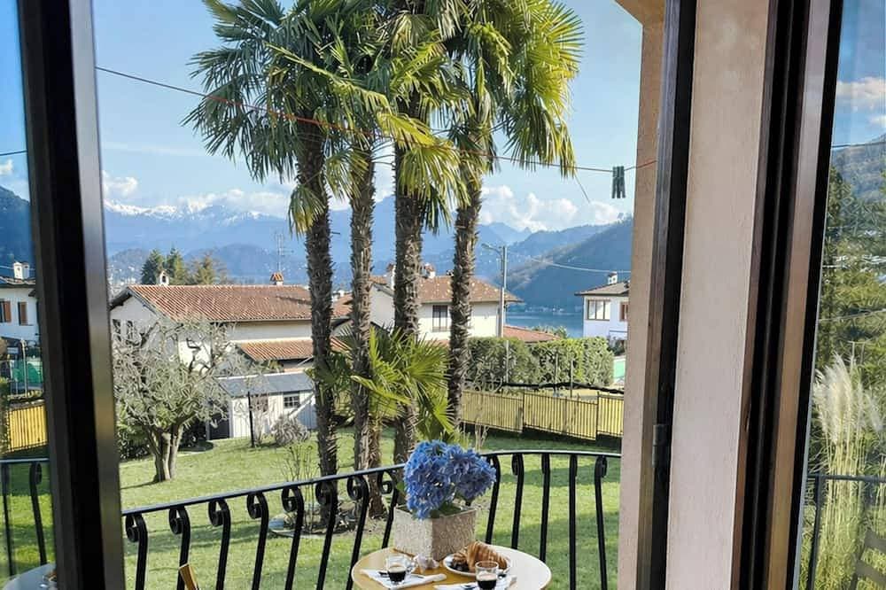 Villa with garden between lake and Lugano, charm, nature and relaxation 1