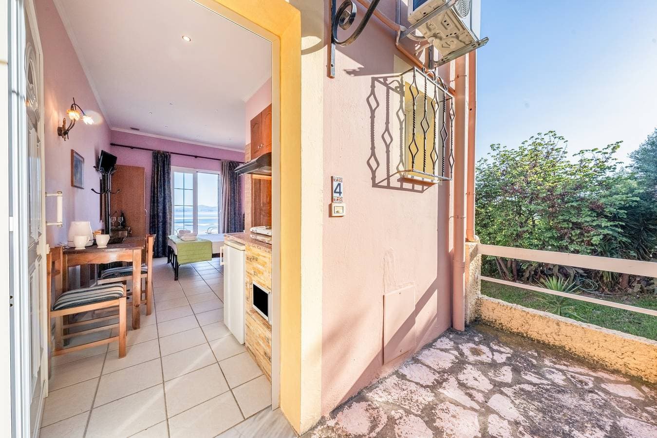 Foto 6 von 34: Ferienwohnung 'Stefanos Place Studio Sea View 7' mit Meerblick, Wi-Fi und Klimaanlage