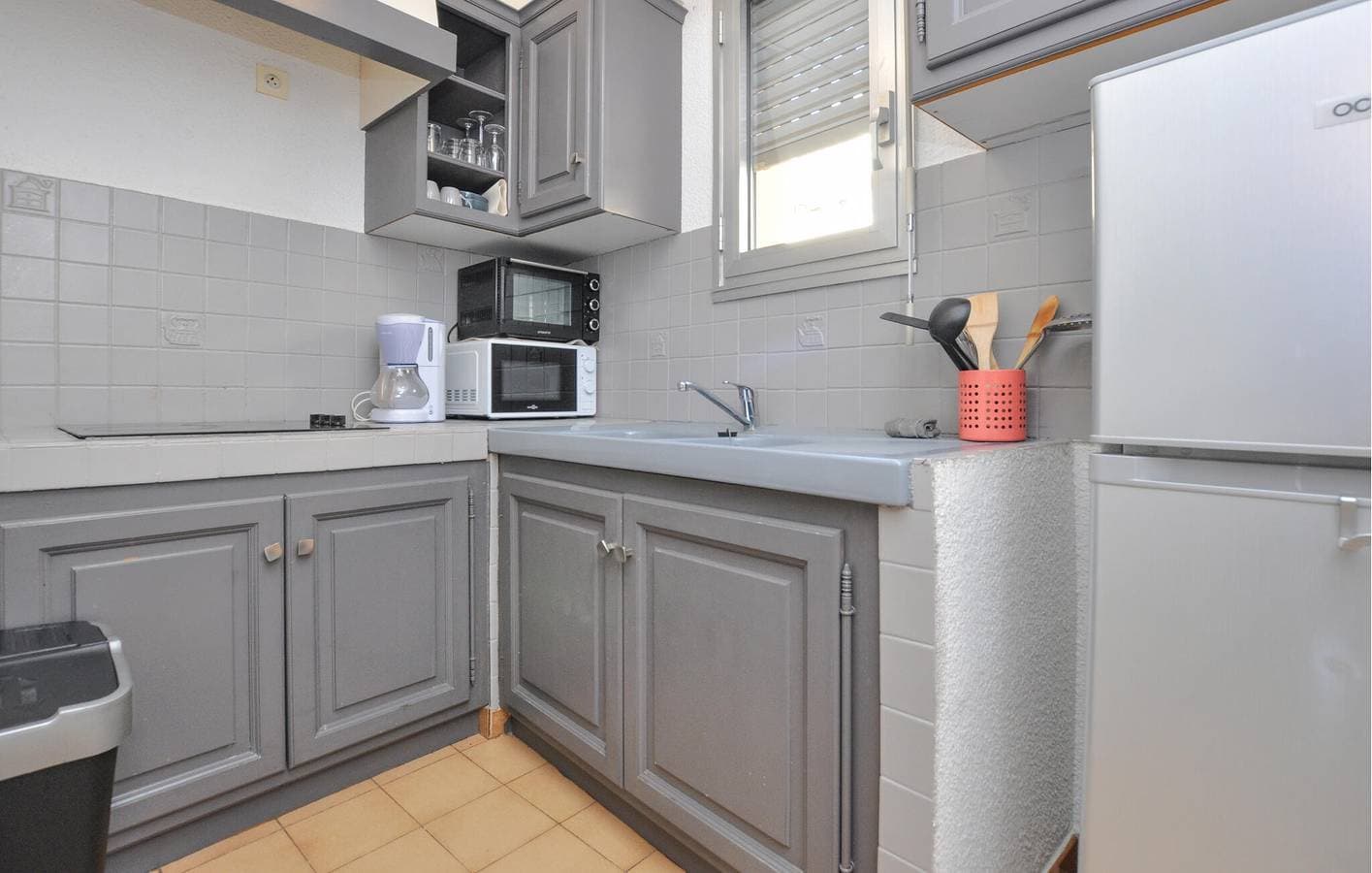 Foto 8 von 18: Modernes Apartment mit Terrasse und Parkplatz, 1,5 km zum Strand