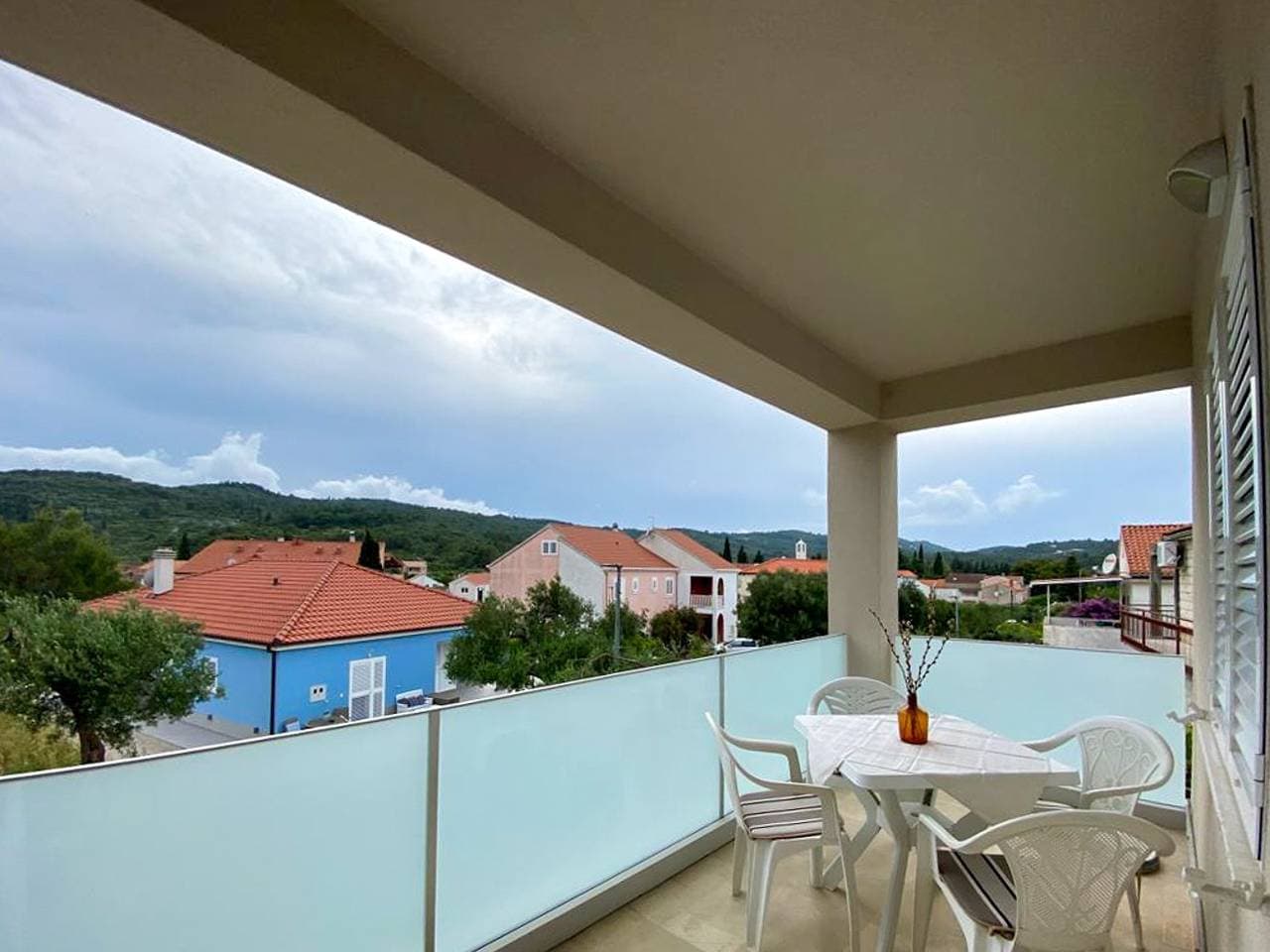 3-Zimmer-Ferienwohnung mit Terrasse Korcula A-180-a 1