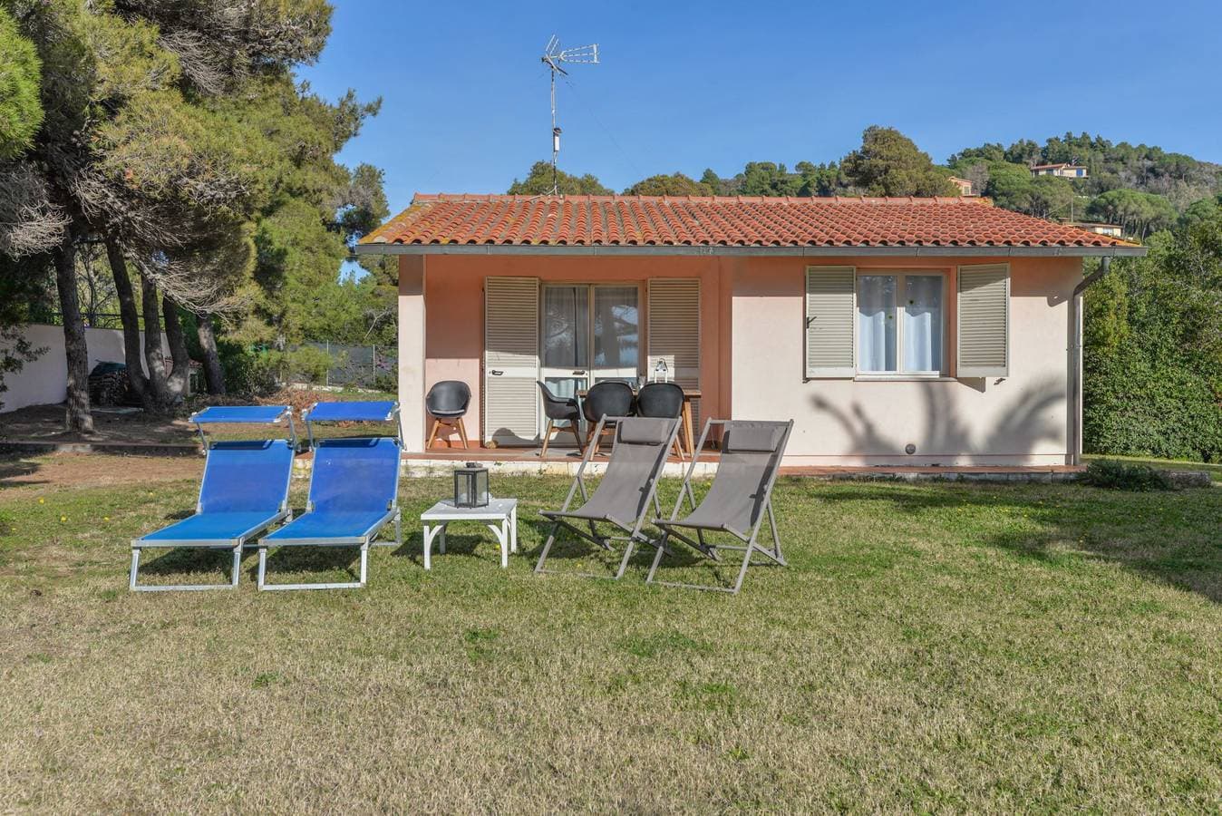 Foto 5 von 47: Villa für 6 Personen mit Garten