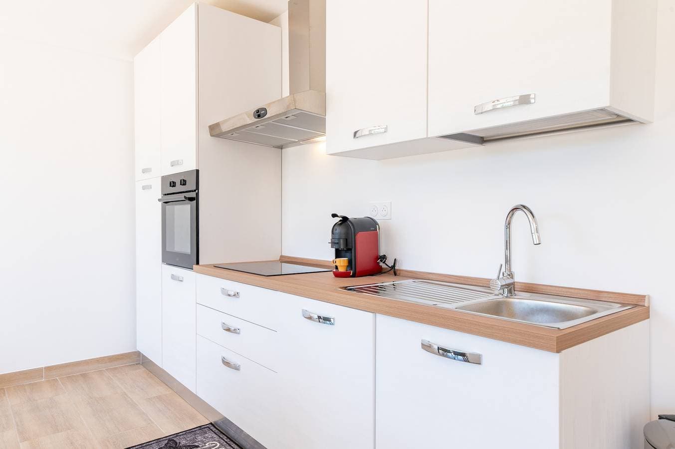 Foto 9 von 26: Apartment „La Dolce Vita 1“ mit Meerblick, WLAN und Klimaanlage