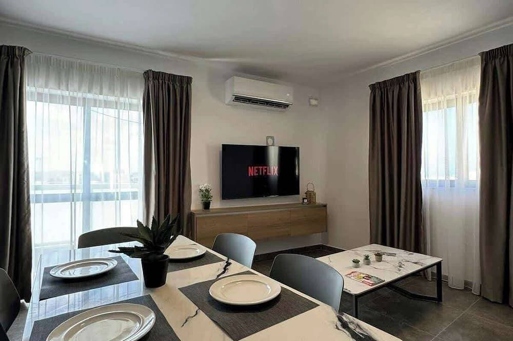 Family 2-Bedroom Apartment – 1