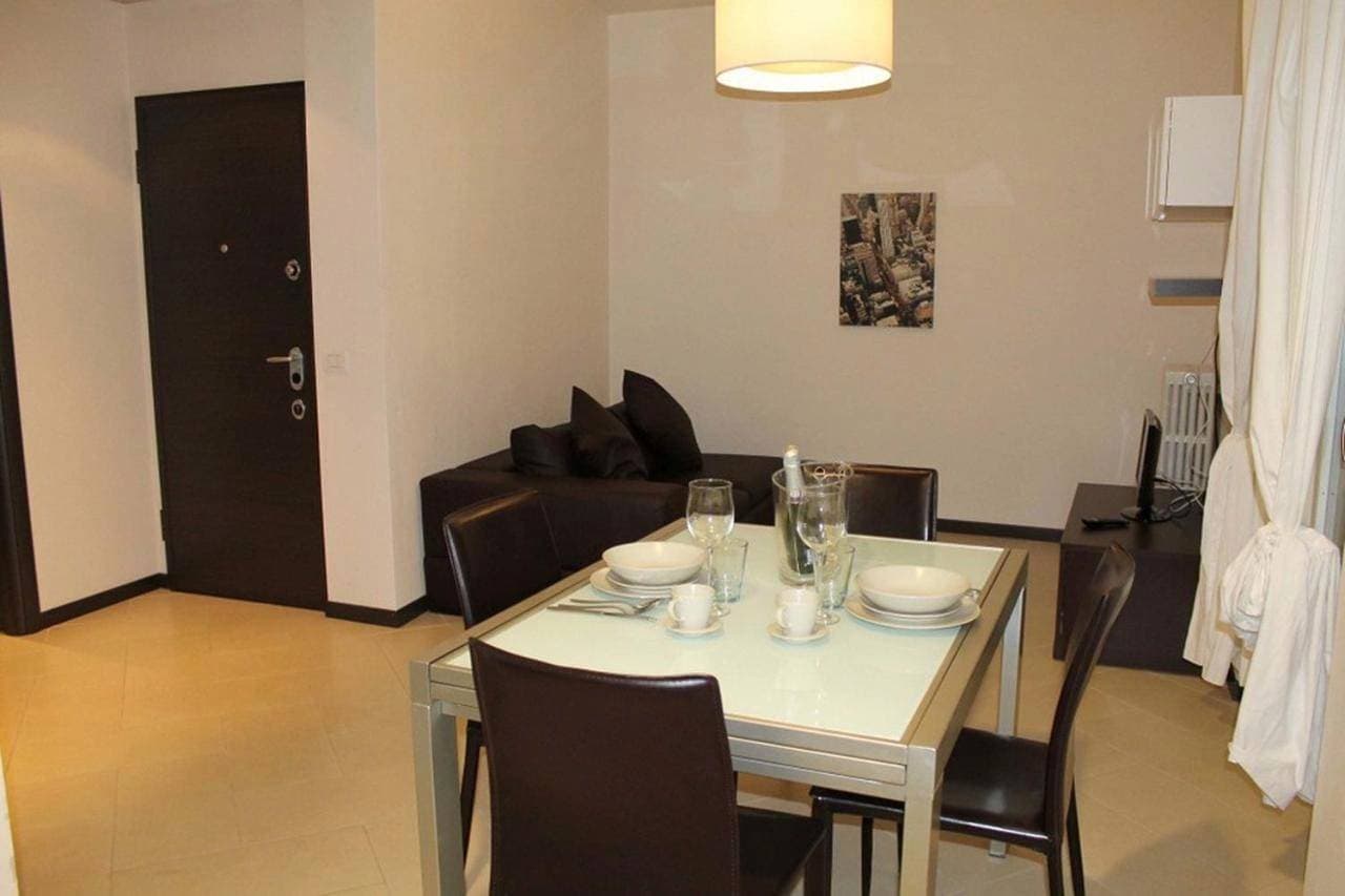 Foto 4 von 10: One-Bedroom Apartment