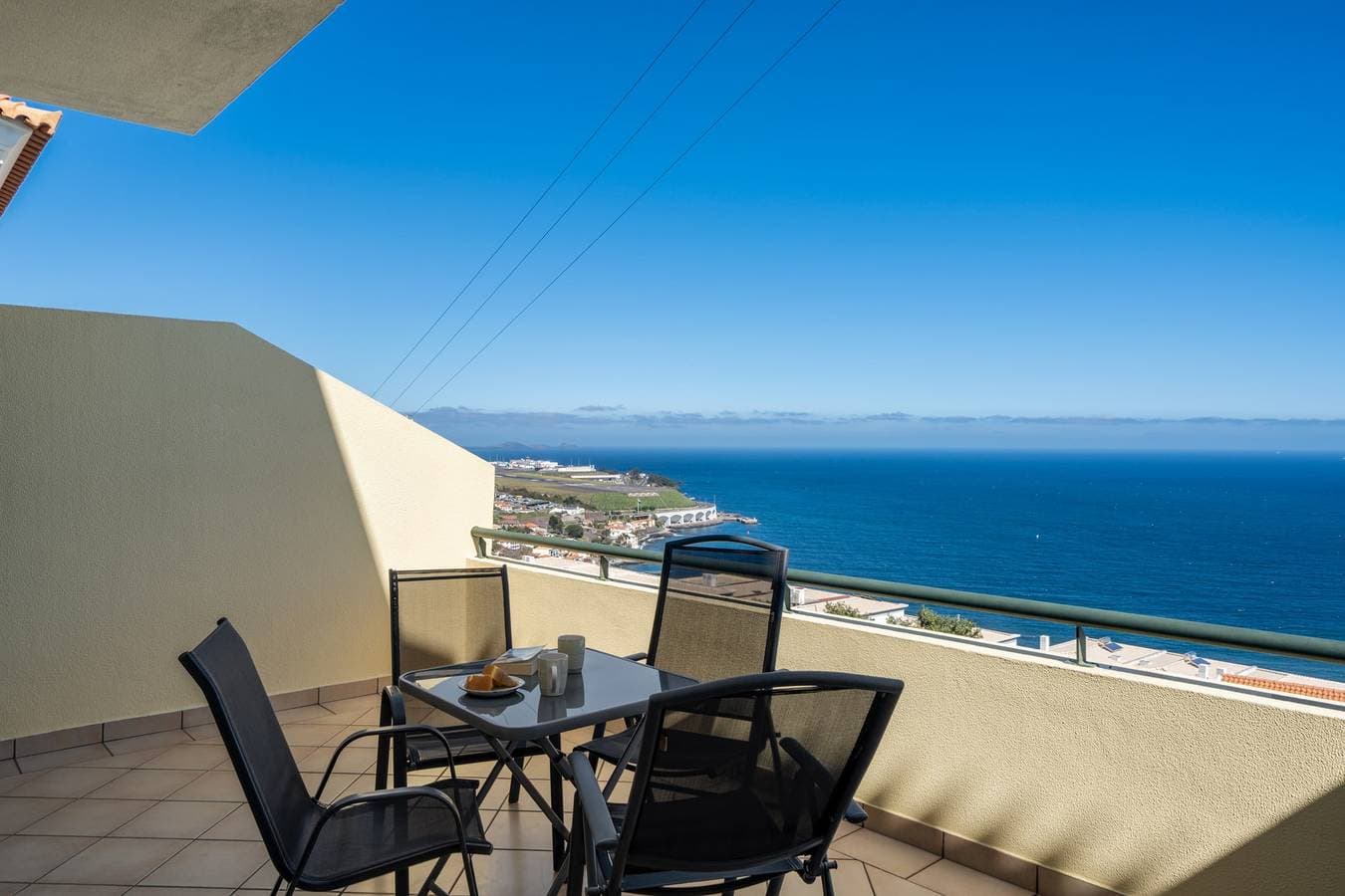 Foto 4 von 25: Despertar do Sol - Gemütliches Haus mit Balkon