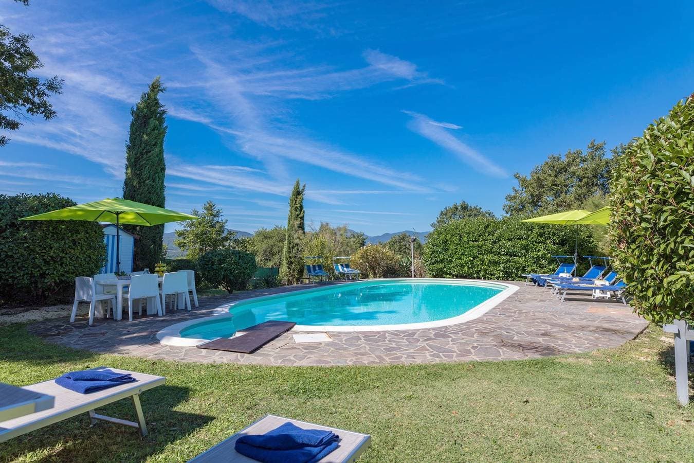 Foto 8 von 26: Villa für 6 Personen mit Terrasse