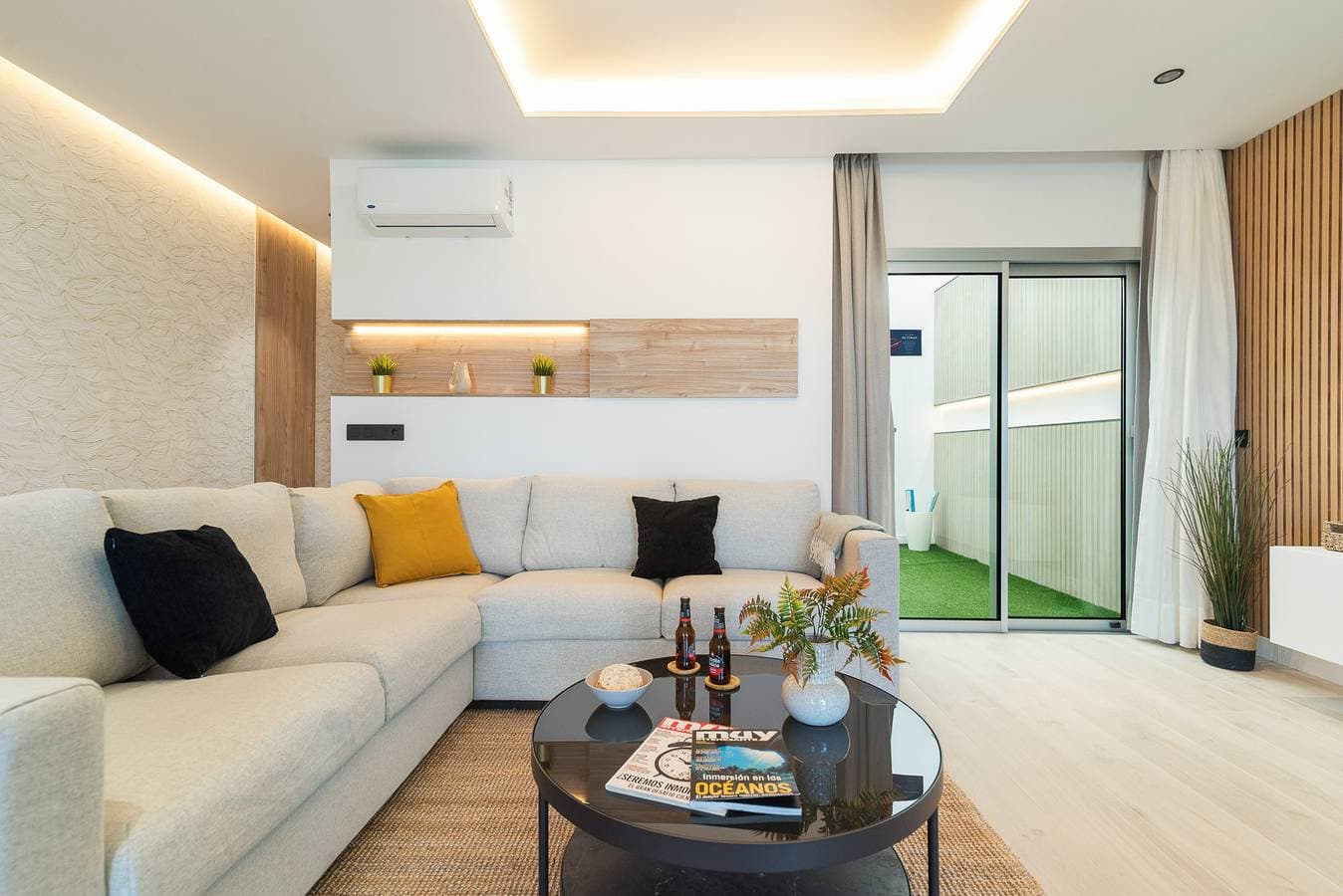 Foto 8 von 32: Ferienwohnung für 4 Personen mit Garten