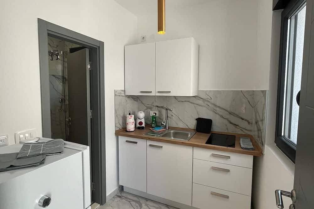 Foto 8 von 14: Zauberhafte  Apartment mit Meerblick in der Bucht von Kotor
