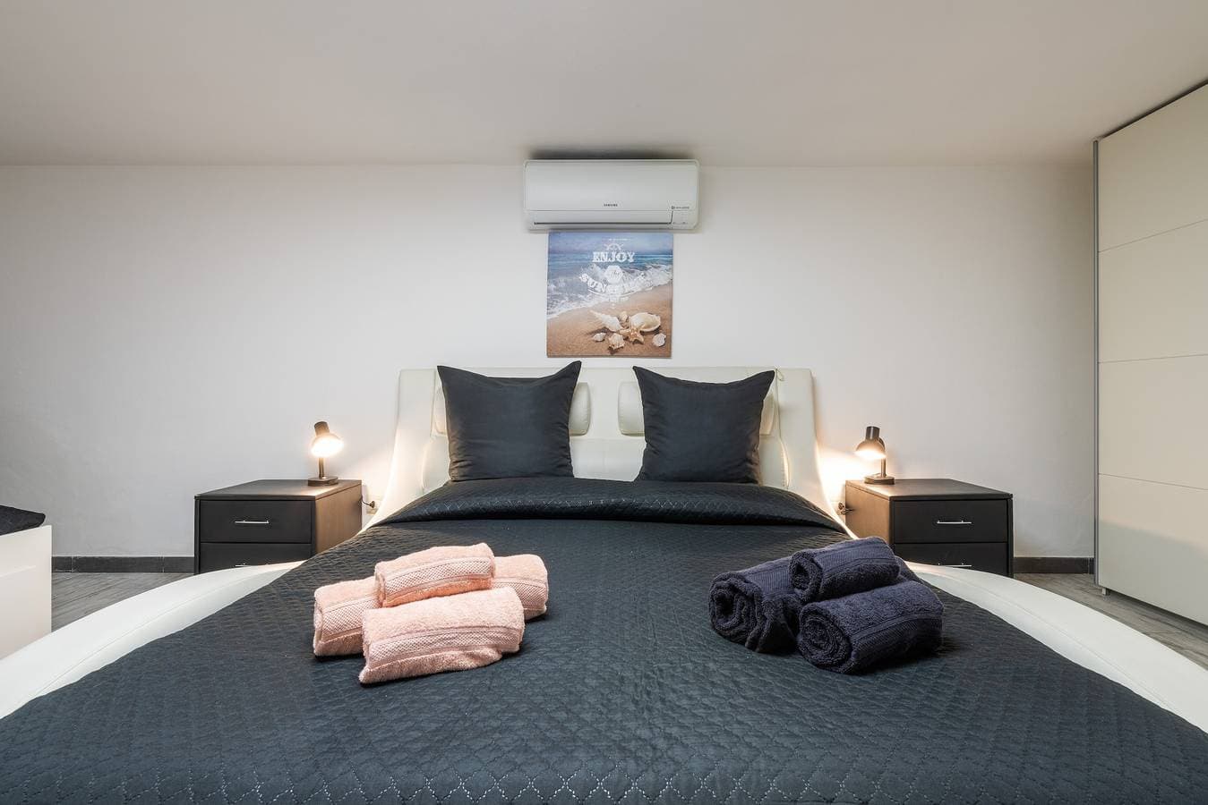 Foto 8 von 24: MomoLea Holiday Home – Geräumige Ferienwohnung im Zentrum von Sarroch