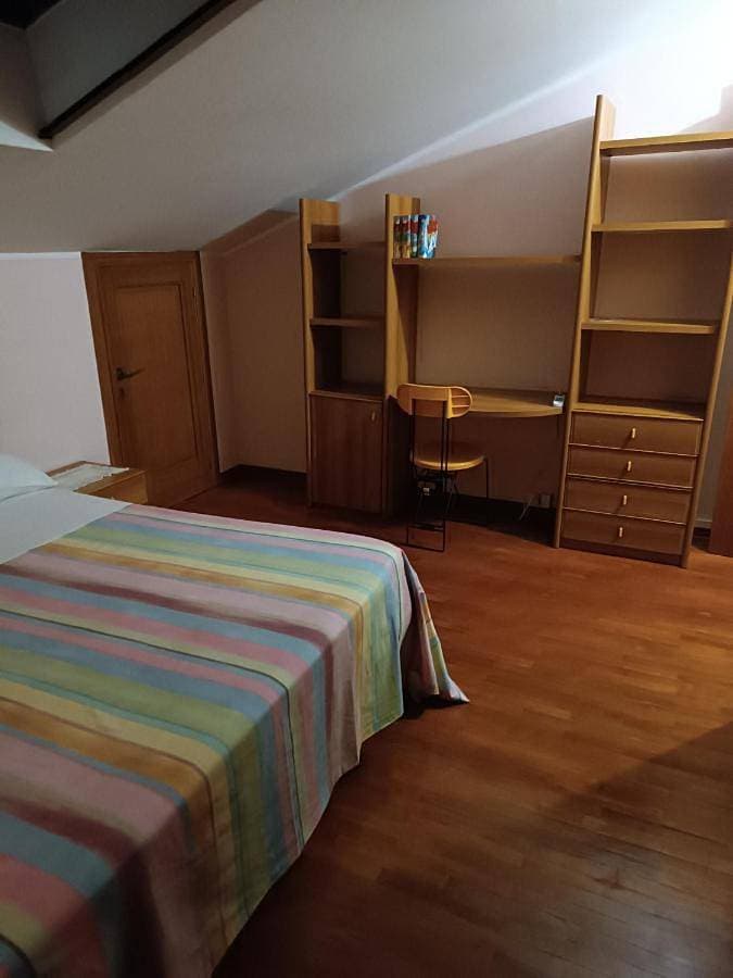 Foto 2 von 18: Two-Bedroom Apartment