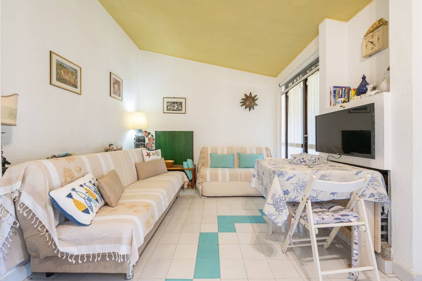 Foto 5 von 37: Ferienhaus 'Bigflower’s House Sardinia' mit Meerblick, Pool und Klimaanlage