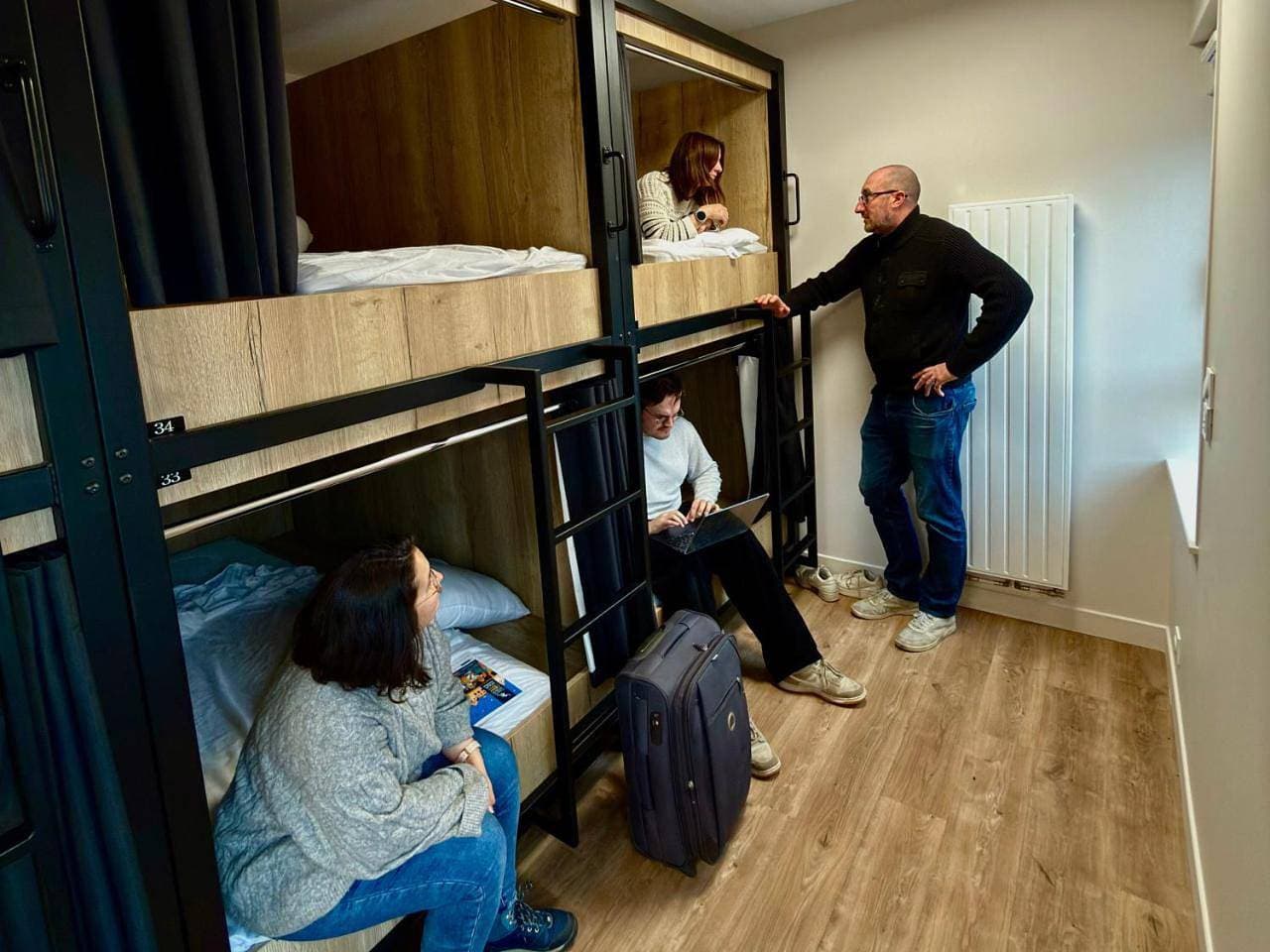 Foto 6 von 10: 8-Bed Mixed Dormitory Room