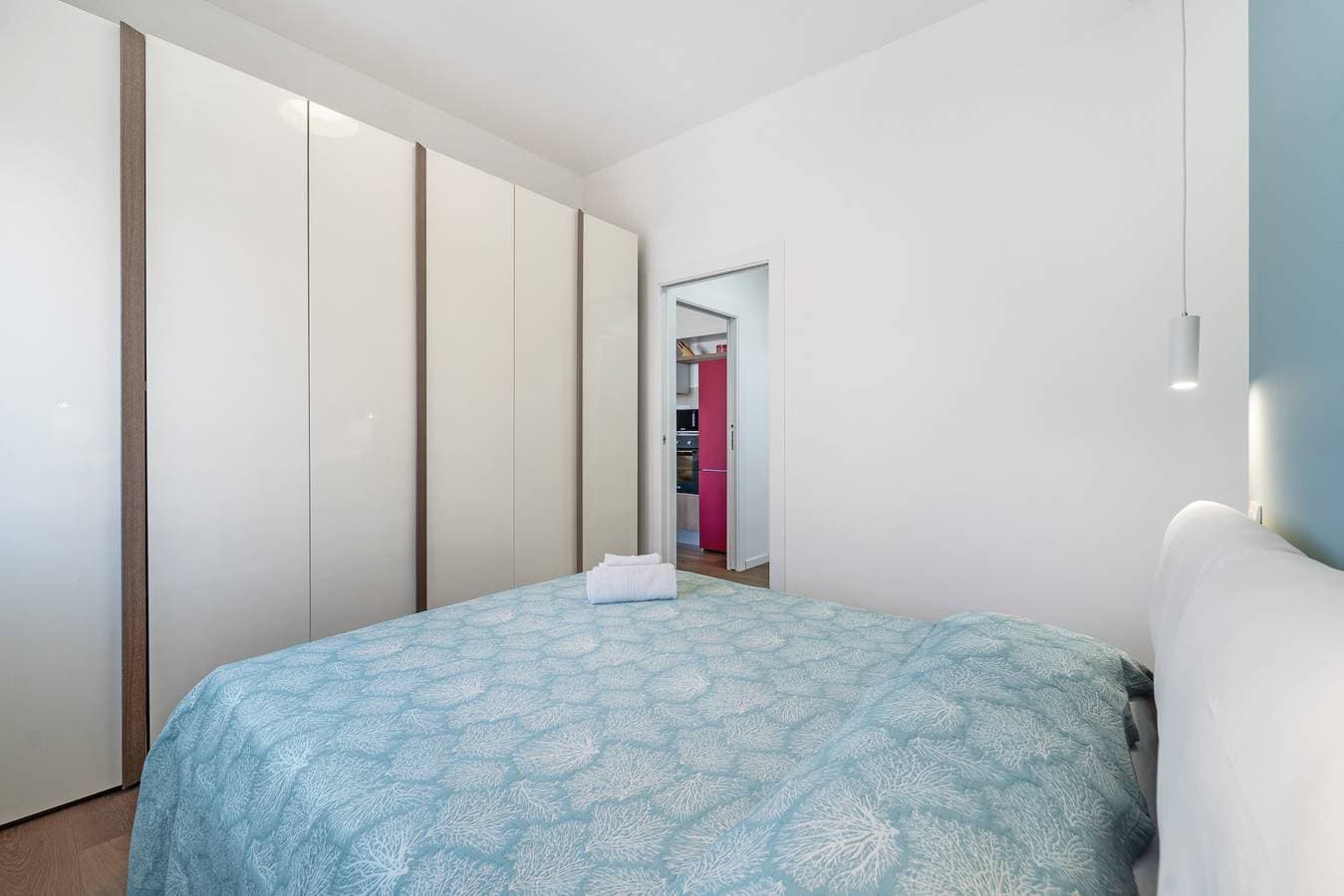 Foto 5 von 27: Ferienwohnung '4 Seasons' mit Balkon, WLAN und Klimaanlage