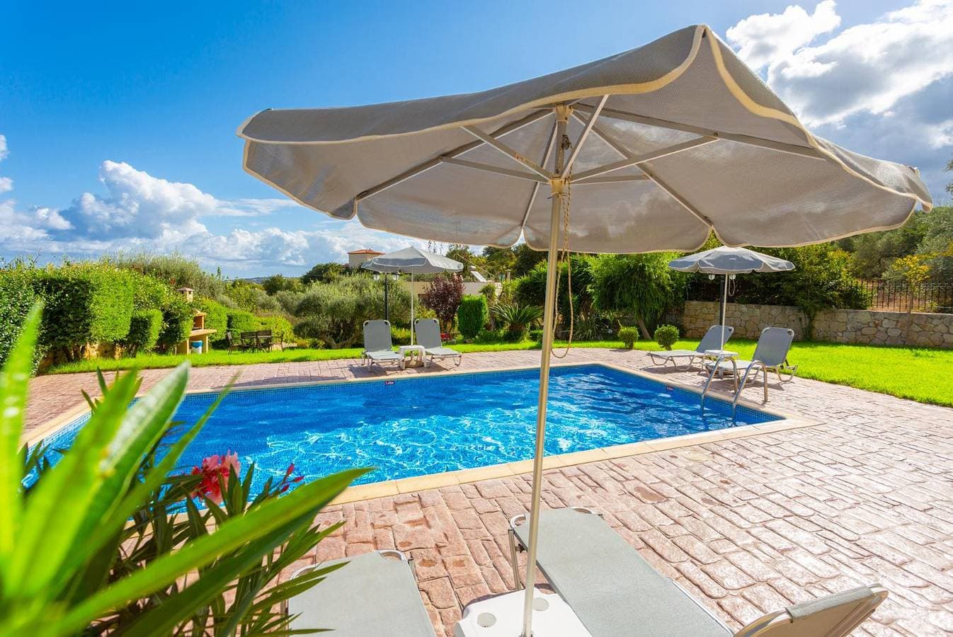 Foto 5 von 30: Villa für 6 Personen mit Terrasse
