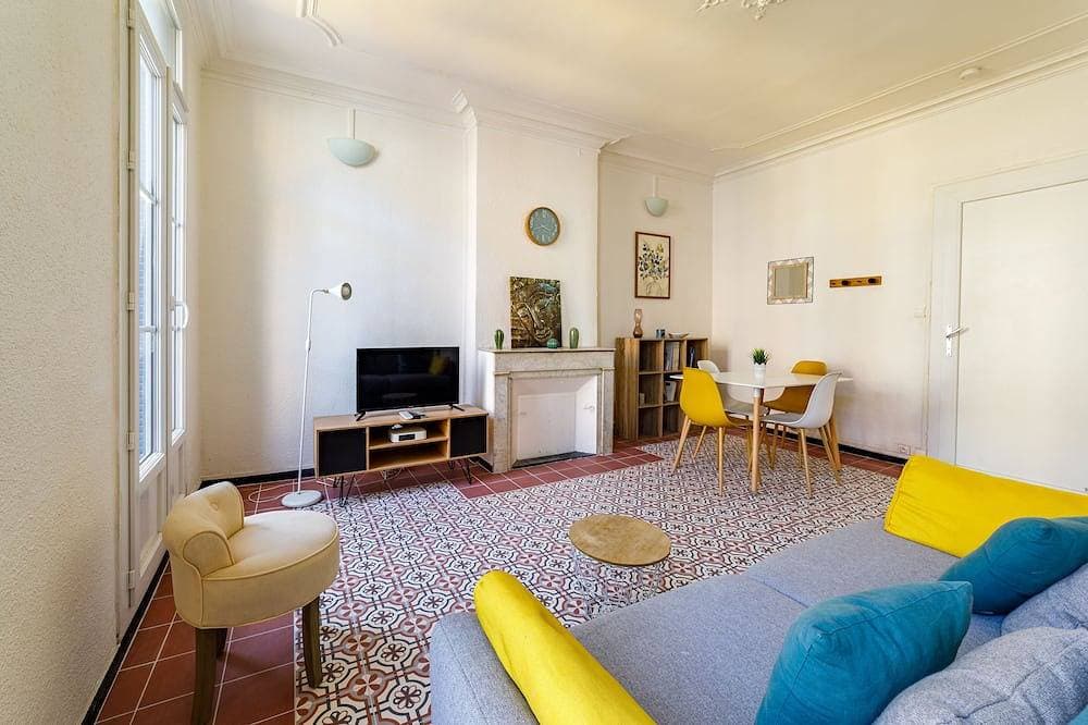 Foto 10 von 22: 42 m² große Wohnung, 1 Schlafzimmer, viel Charakter, in der Nähe des Hafens