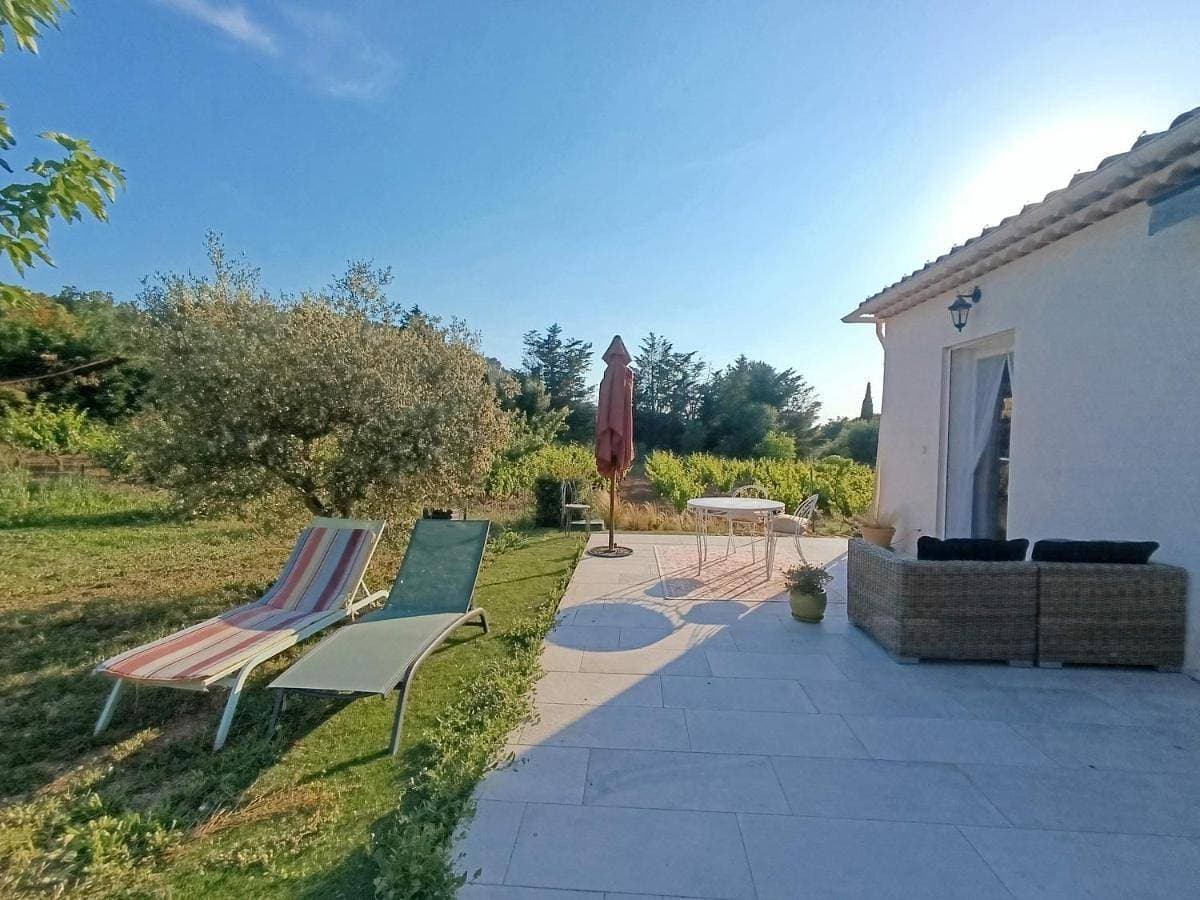 Foto 2 von 5: Double Room with Garden View