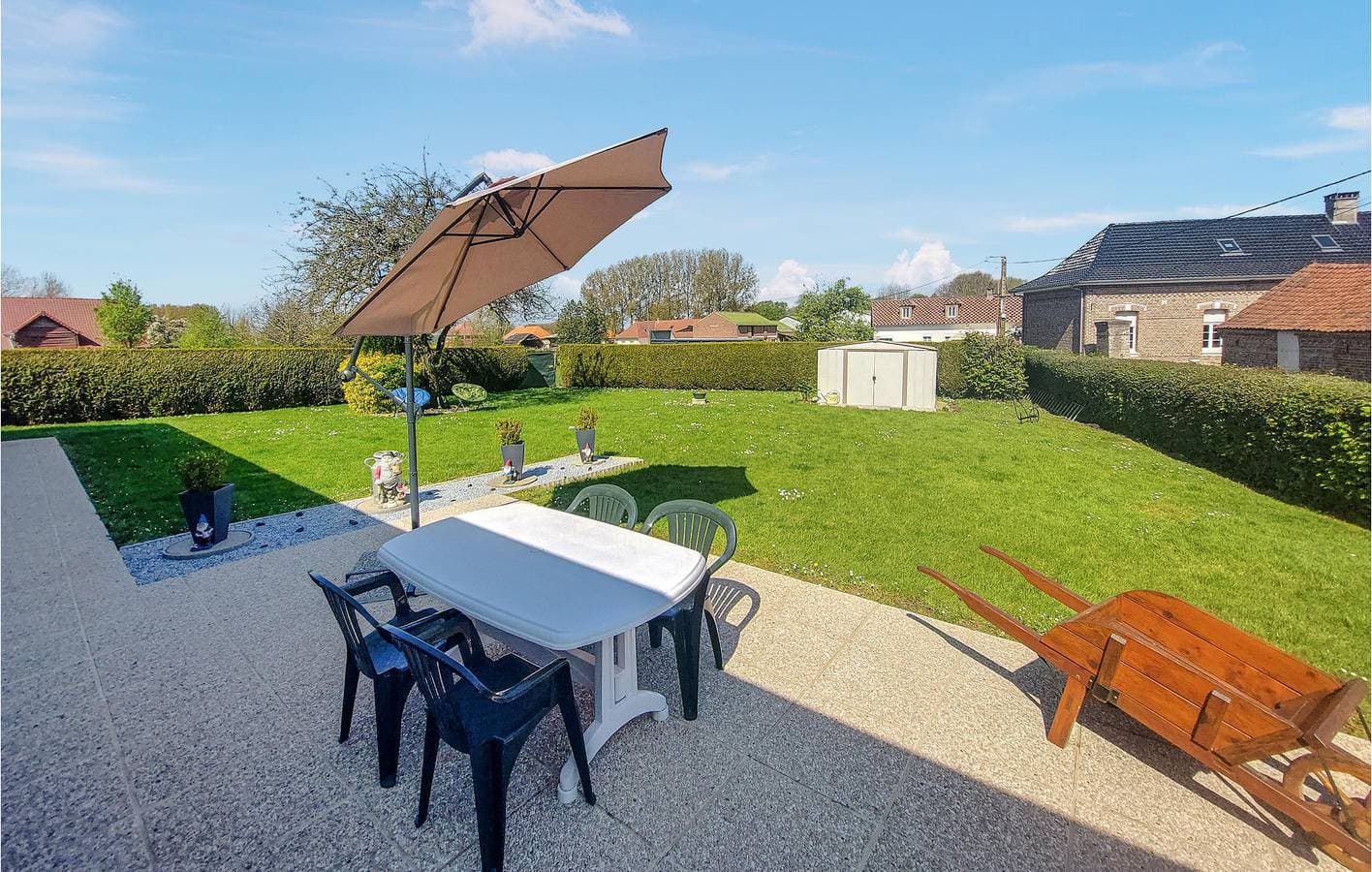 Foto 8 von 16: Gemütliche Gartenwohnung 300m vom Zentrum von Quœux-Haut-Maînil