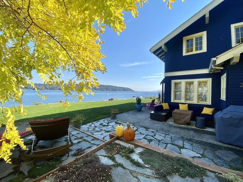 Shabby Chic Waterfront Retreat ist ein entspannendes, ruhiges Haus am Ufer 1