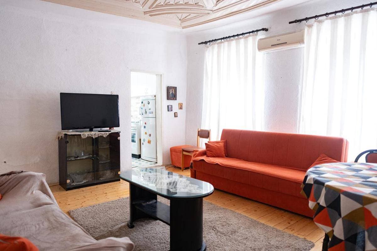Foto 7 von 22: Geras Haus in der Nähe des Uhrturms