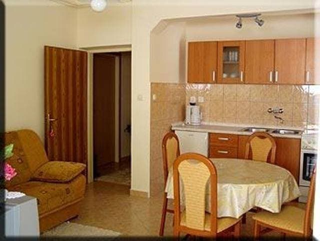 Foto 3 von 29: Ferienwohnung in Kampor mit Meerblick, Terrasse, Klimaanlage, W-Lan (4610-2)