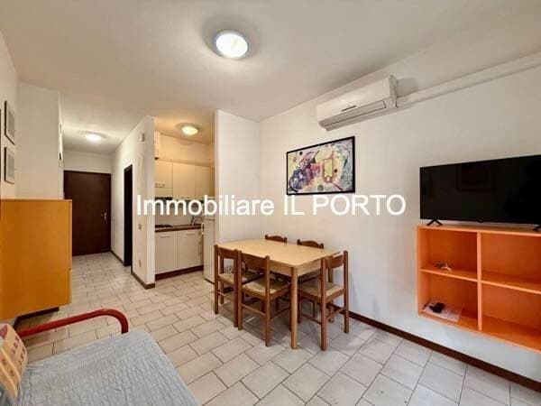 Foto 6 von 15: Apartment with Balcony