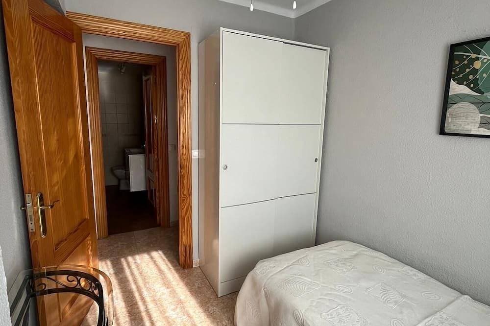 Helle Wohnung 300 Meter vom Strand von El Palo entfernt. 1