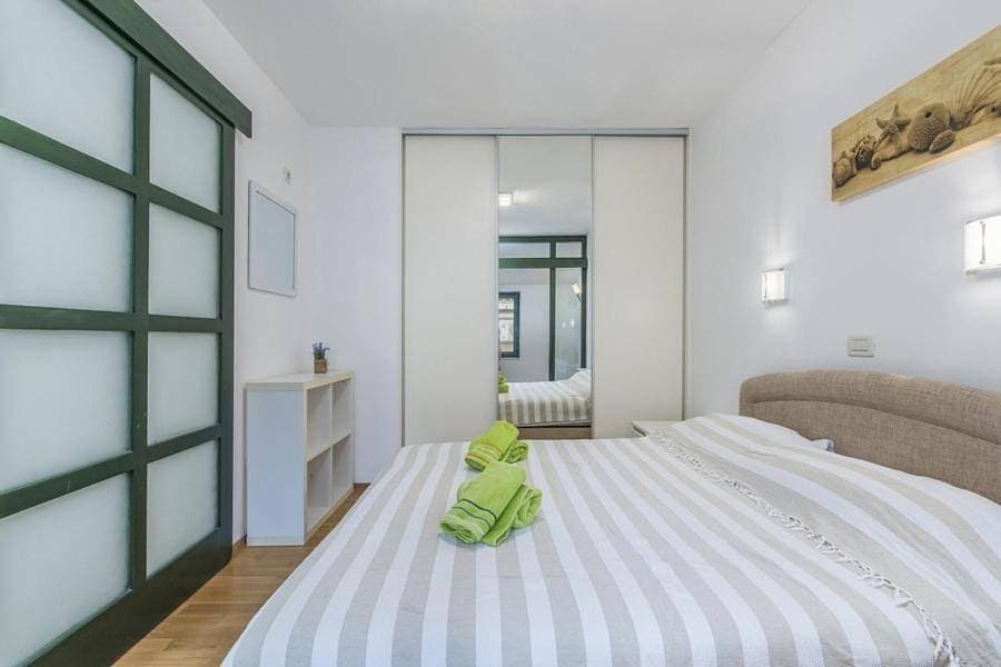 Foto 12 von 20: Moderne Wohnung für 2 Personen nur 20m vom Meer entfernt