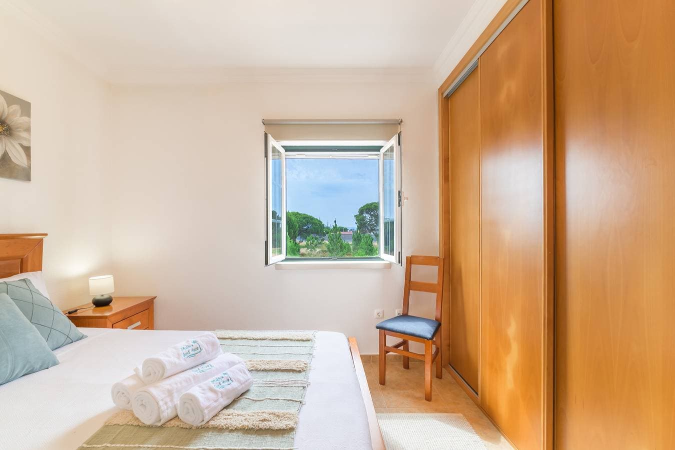 Foto 10 von 29: Ferienhaus 'Malibu Guest House' mit privater Terrasse, WLAN und Klimaanlage