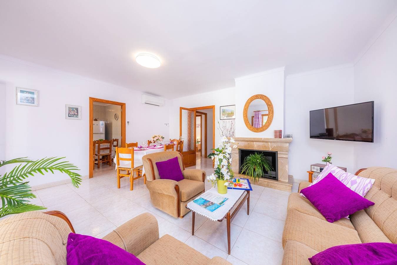 Foto 10 von 42: Geräumige Ferienwohnung Tobalu mit WLAN, Balkon, Terrasse und Garten